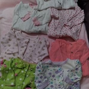 Baby girl  Carters clothes 0 to 4 months buttons or zip pajamas girls